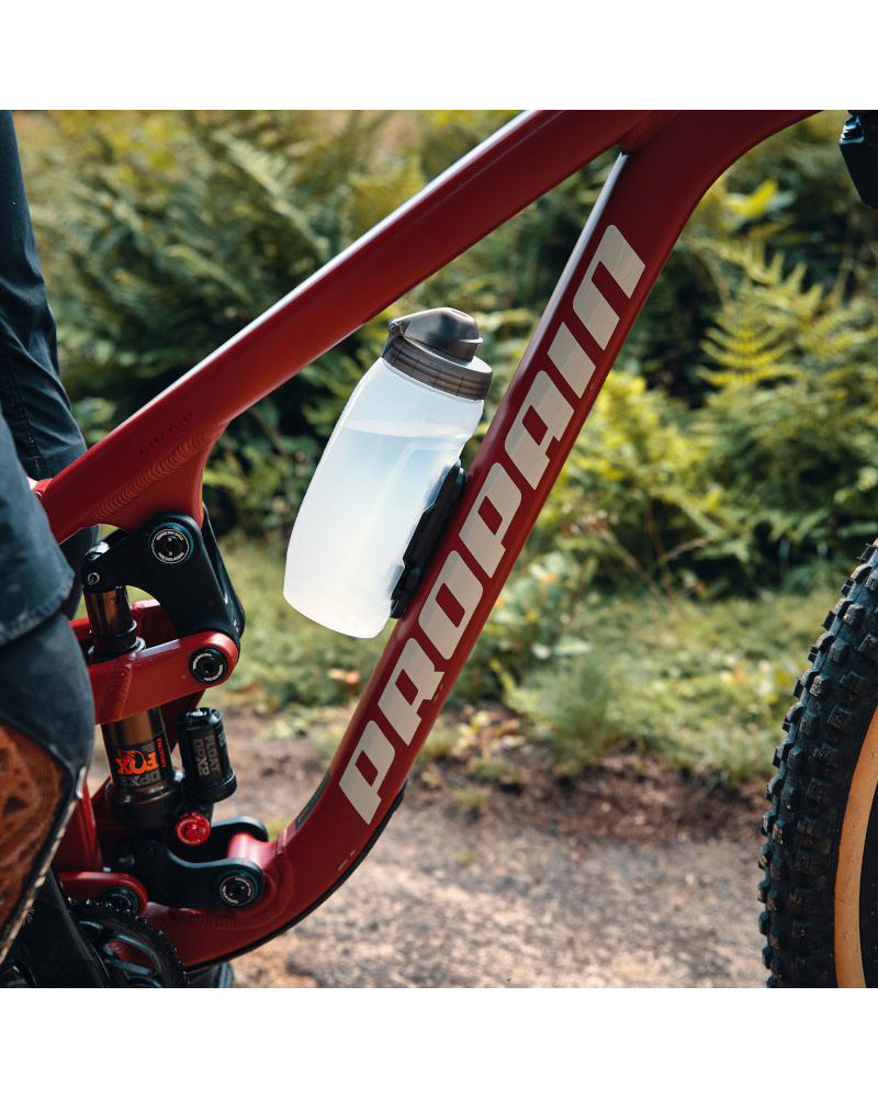 Fidlock Twist Bottle 590 with Dirt Cap + Bike Base