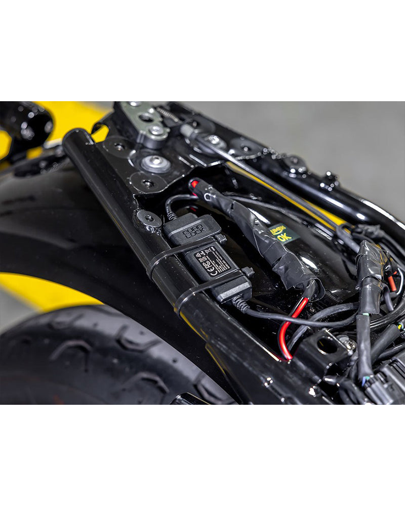 Quad Lock Motorcycle Waterproof 12V To USB Smart Adaptor