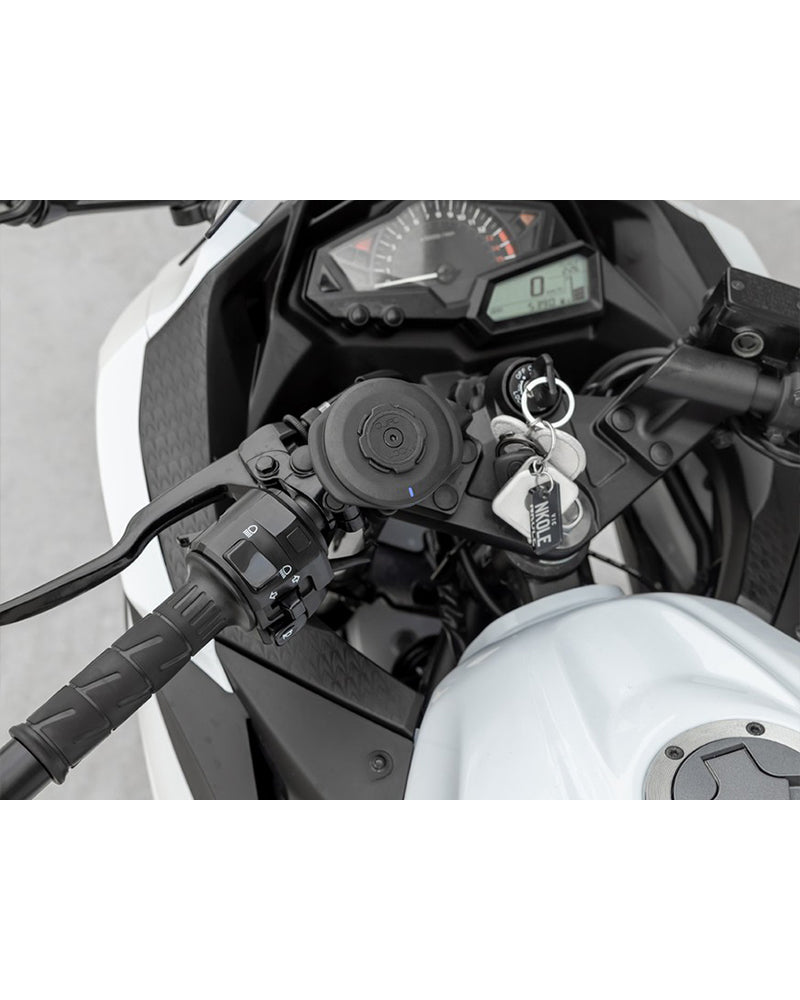 Quad Lock Motorcycle Weatherproof Wireless Charging Head V3